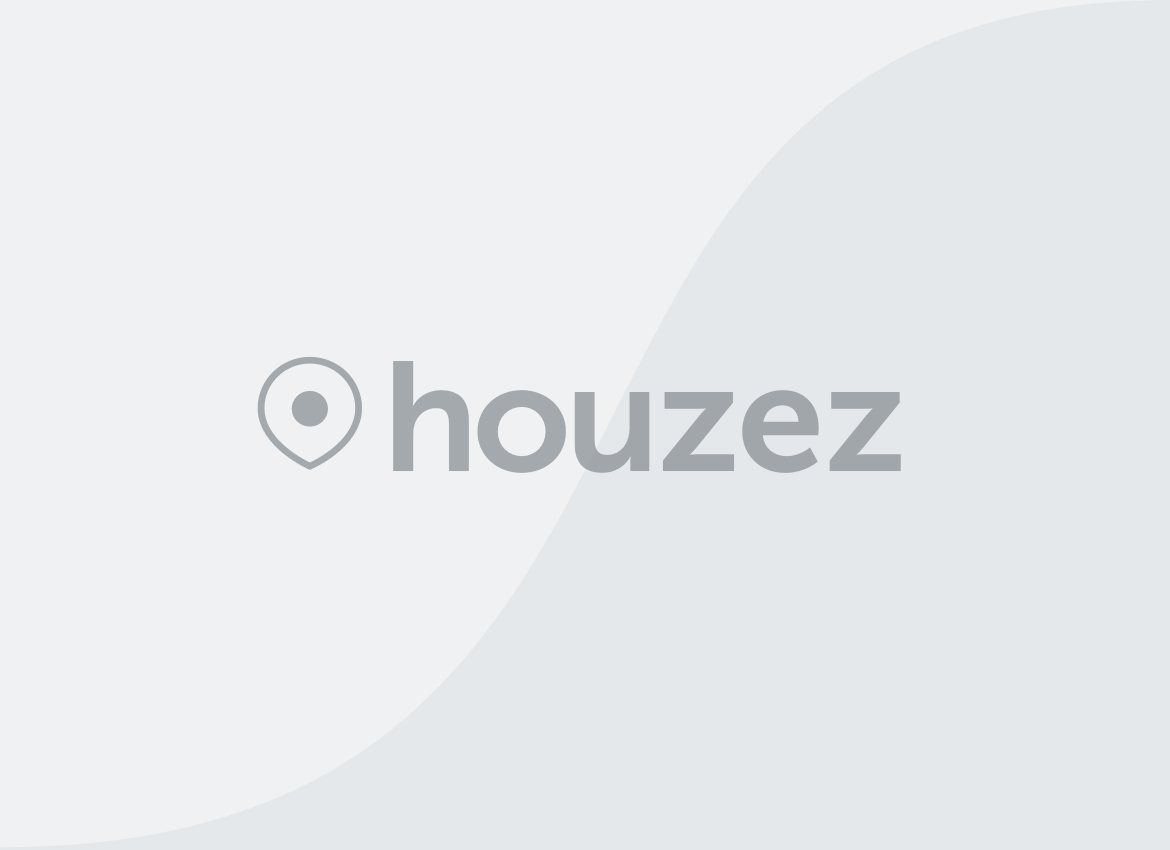 Flat Riverfront Land with Direct Access Near Pérez Zeledón